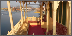 Robin Hood Group of Houseboat