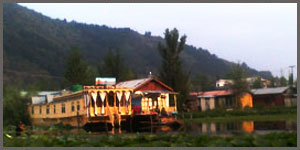 Srinagar Houseboats